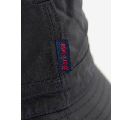Bob huilé vert foncé Wax Bucket BARBOUR