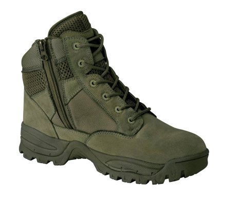 Chaussures de traque sales